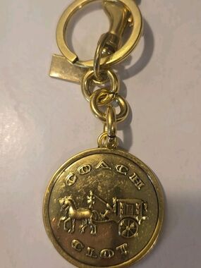 Coach Gold Horse & Carriage Medallion Keychain,Charm